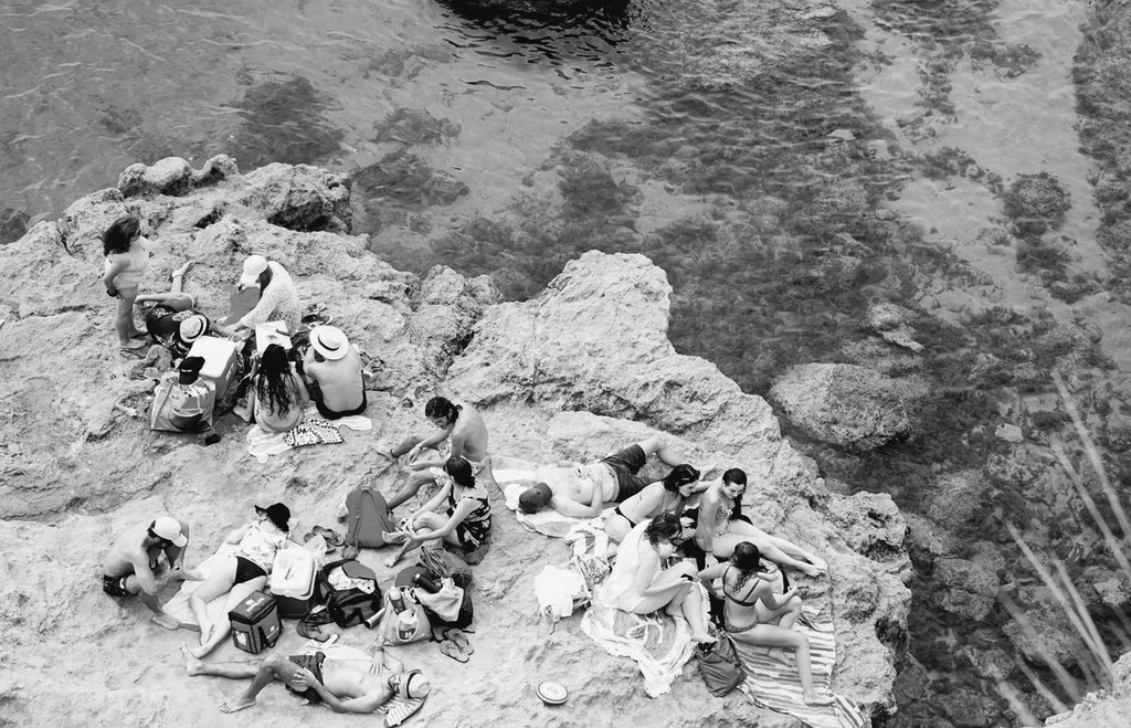 Lisa Atkinson - Pillars Picnic, Mount Martha 2021 – Limited Edition Fine Art Print
